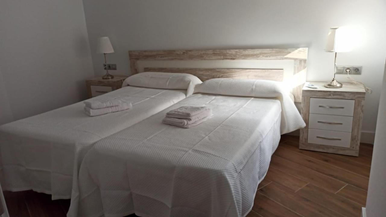Beautiful Apartment In Third Line Beach Boliches Fuengirola Exterior foto