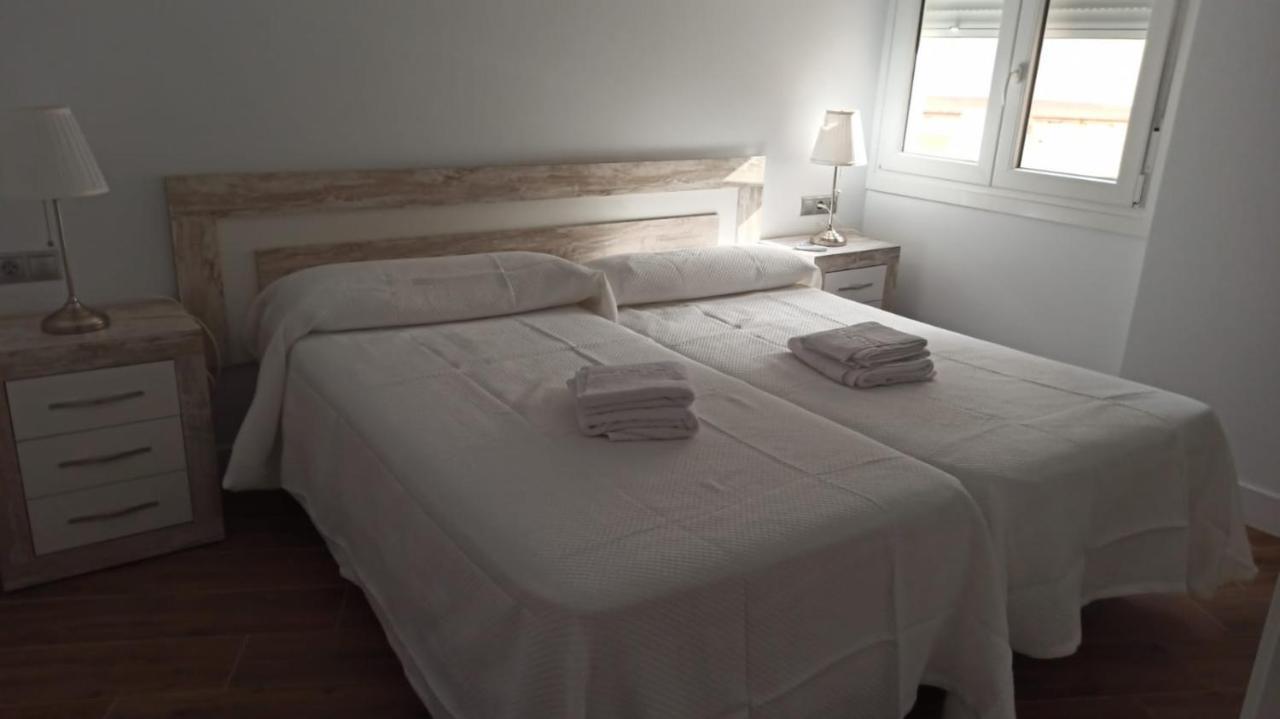 Beautiful Apartment In Third Line Beach Boliches Fuengirola Exterior foto